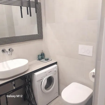 Mieszkanie Blisko Plazy Apartment *