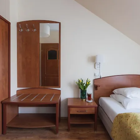 H Herkules Aparthotel