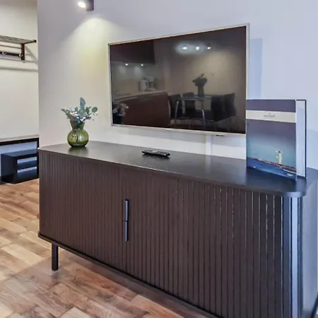 Mistral Z Parkingiem - Promenada & Morze - Na Wyspie Apartment
