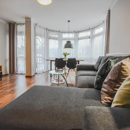 Mistral Z Parkingiem - Promenada & Morze - Na Wyspie Apartment *