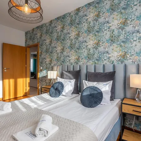 Ambria Platan Complex Apartment *