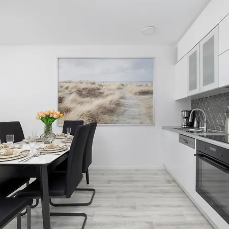 Sun Towers By Renters