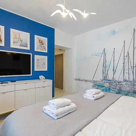 Apartment Reja 8 *