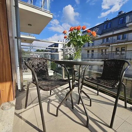 Apartment Four Seasons Aquamarina *
