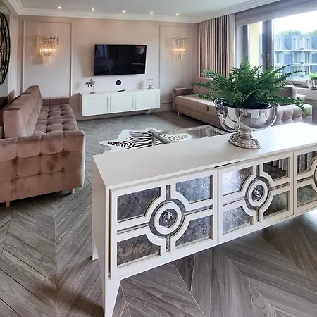 Visit Baltic - Royal Apartment