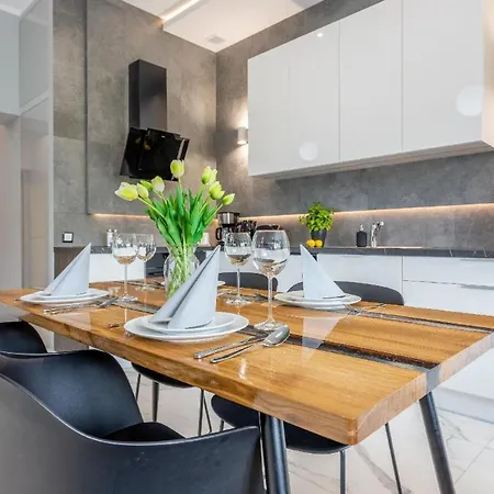 Apartment Tower 27 - Ihre Am