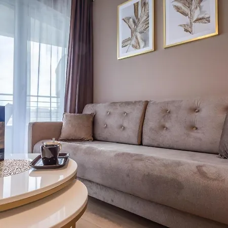 Stilvoll Eingerichtete Am Apartment Swinoujscie