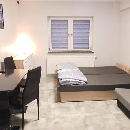 W.mieczowa Apartment *