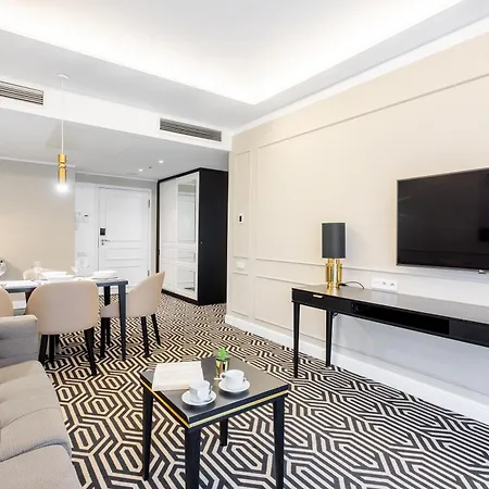 Apartment Ambria Promenada *