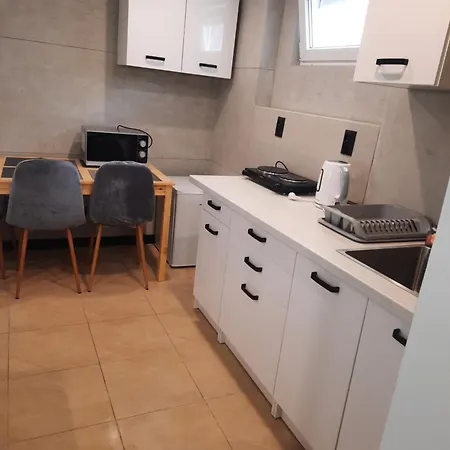 Apartment Mieszkanie Z Ogrodkiem I Grillem