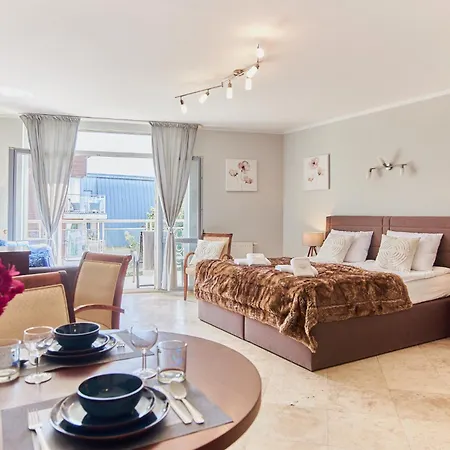 Golden Hour Apartments- Avangard 35 * Swinoujscie