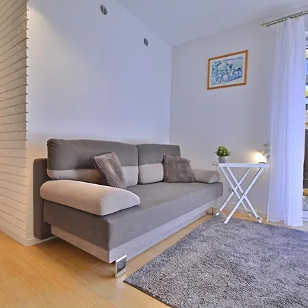 Bryza Apartment *