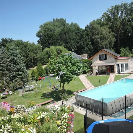 House With A Swimming Pool,