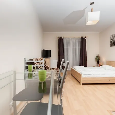 Regina Maris Piekny By Renters