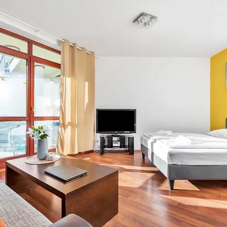 Roza Wiatrow W Swinoujsciu By Renters Apartment