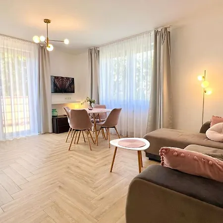 Apartment 45qm Przy Plazy *