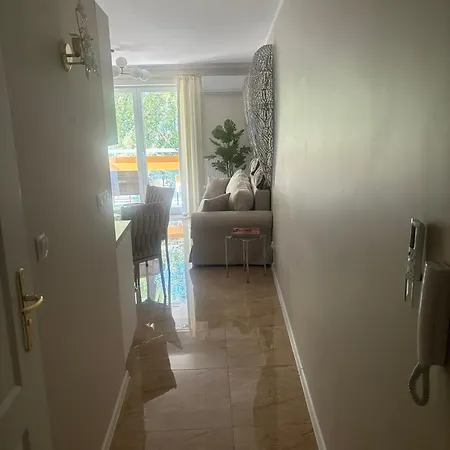 Apartment Plac Slowianski 10 *