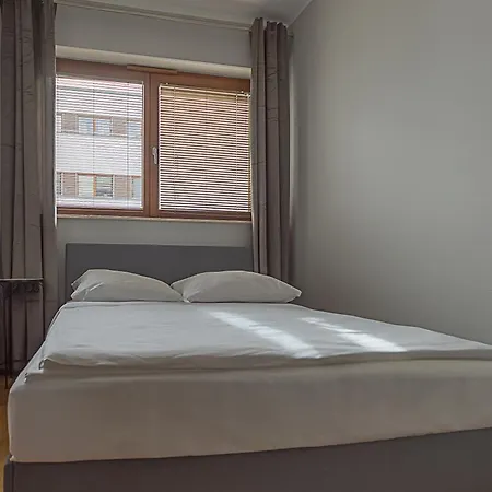 Apartment Vacationclub - Platan 2e 12 *