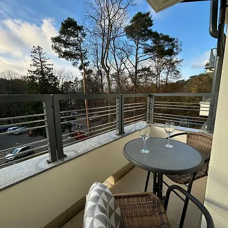 Bryza - Cesarskie Z Parkingiem Apartment Swinoujscie