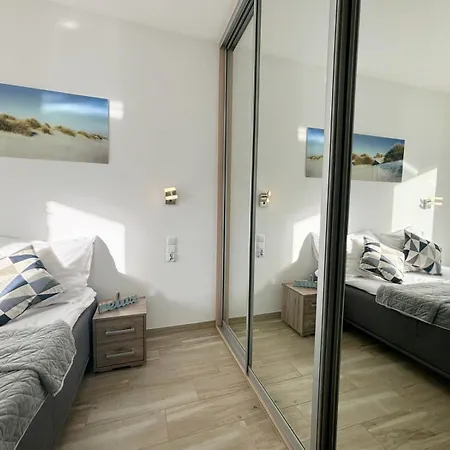 Apartment Bryza - Cesarskie Z Parkingiem *