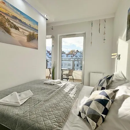 Apartment Bryza - Cesarskie Z Parkingiem Swinoujscie