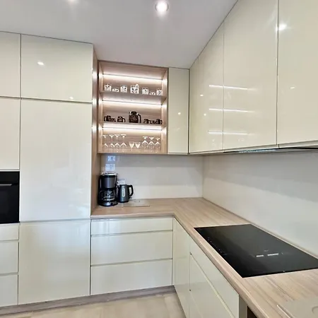 Apartment Bryza - Cesarskie Z Parkingiem Swinoujscie