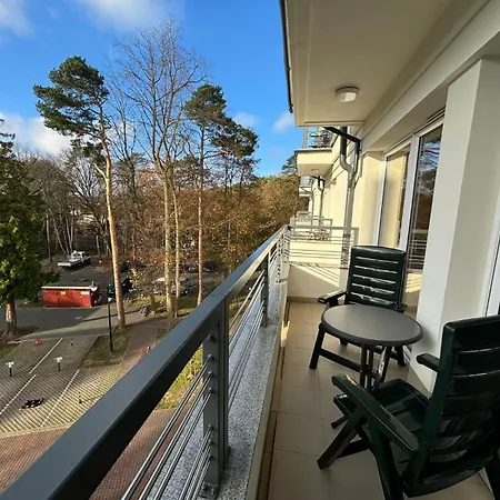 Apartment Bryza - Cesarskie Z Parkingiem