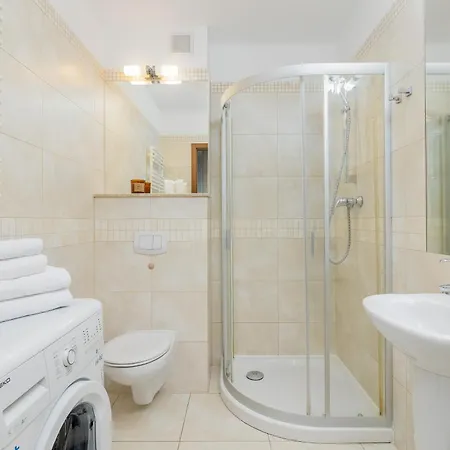 Apartment Zdrojowa By Renters *