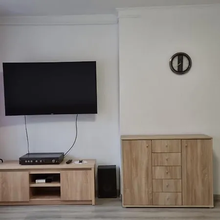 Mieszkanie Przy Parku Apartment *