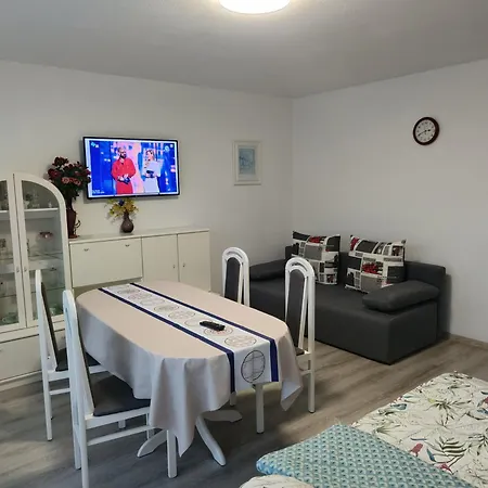 Apartment Mieszkanie Przy Parku *