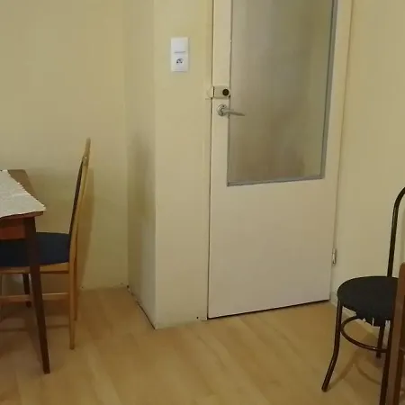Apartment Na Parterze & *