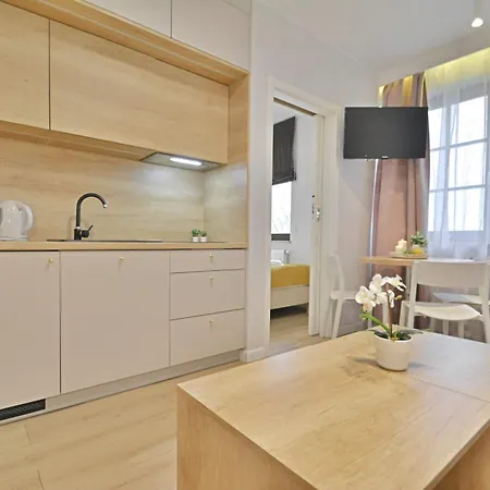 Apartment Sunset - Kwartal Rozy Wiatrow - Garaz