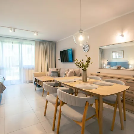 Zdrojowa 18 Z Ogrodkiem - Na Wyspie Apartment *