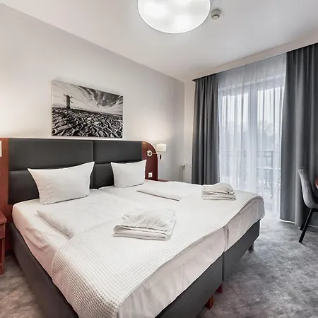 Rezydent Bed & Breakfast 3*