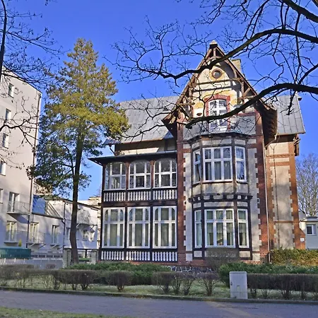 Sienkiewicza - 750m Do Plazy - Parking Apartment *