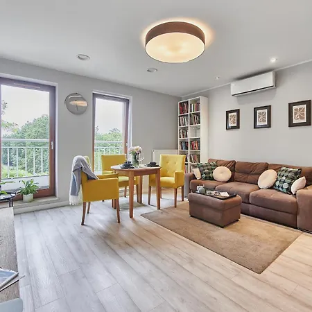 Golden Hour Apartments- Platan 16 Apartment