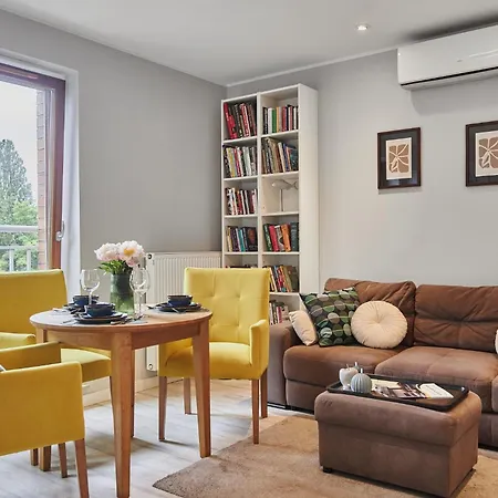 Golden Hour Apartments- Platan 16 Apartment