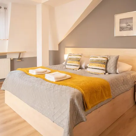 Apartment Z Sypialnia Przy Promenadzie 3 Balkony W Widokiem Na Morze Seaview Promenade Mit Meerblick Und 3 Balkonen Na Wyspie Swinoujscie