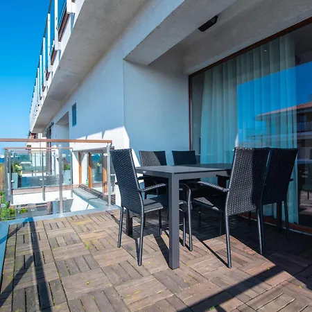 Dwupoziomowy Z Widokiem Na Morze Apartment *