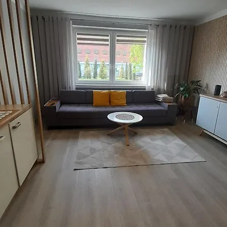 Mieszkanie Blisko Plazy Apartment