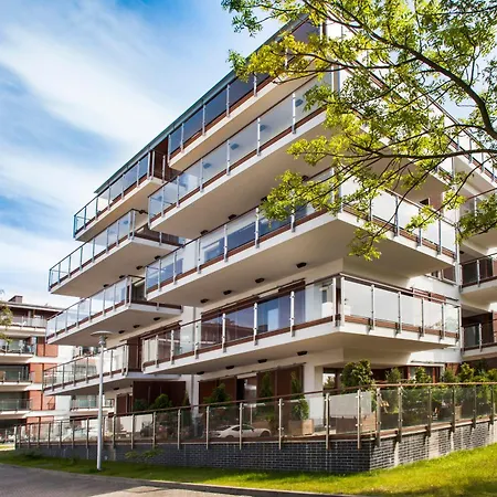 Baltic Park Plaza Lux - Visitopl Apartment