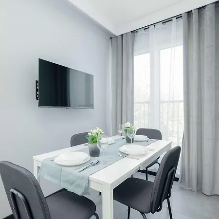 Modern Barlickiego 2g In With Parking By Renters