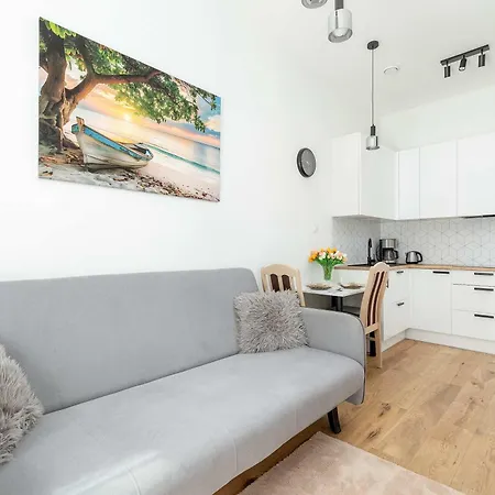 Jasny W Swinoujsciu Blisko Portu By Renters *