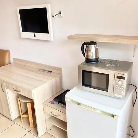 Apartment #1 Seaside With Private Kitchenette & Bathroom By Swell *
