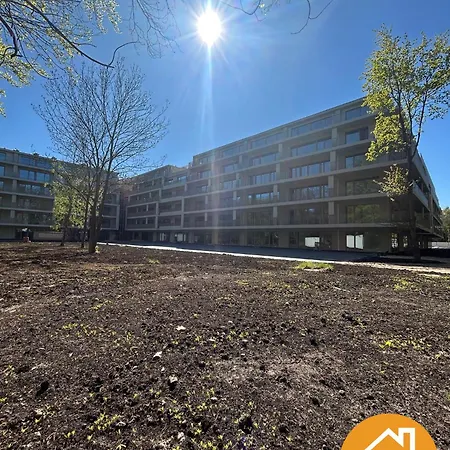 Greeneri Park - Visitopl Apartment