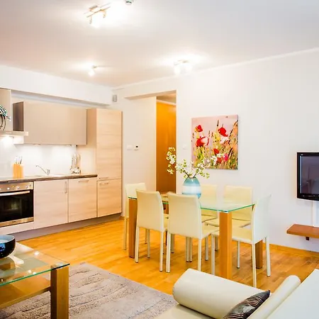 Apartamenty Promenada Apartment