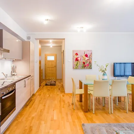 Apartamenty Promenada Apartment *