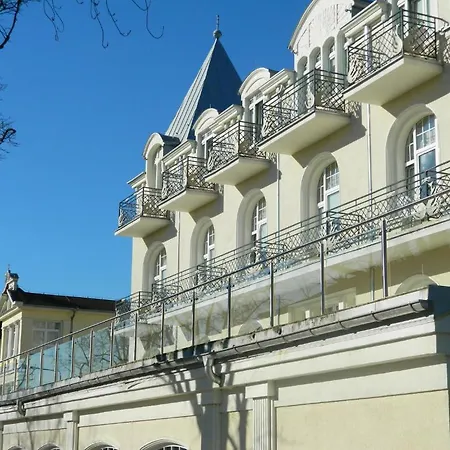 Bursztyn Couette-café 3*