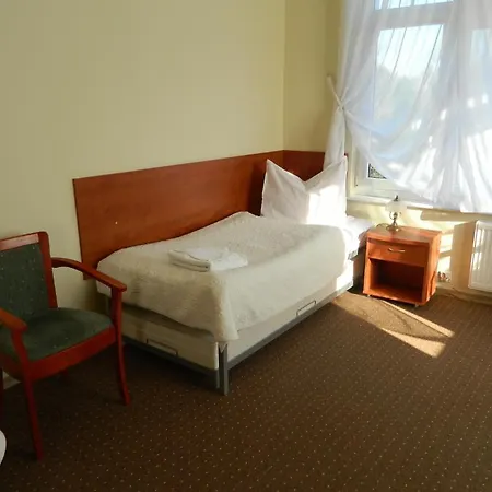 Bursztyn Couette-café 3*