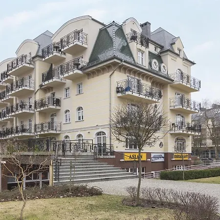 Apartment Vacationclub - Trzy Korony Wazow 12 *